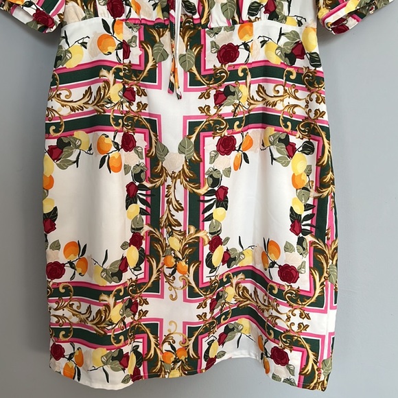 Summer  short sleeve mini  dress size 4 - Picture 5 of 10